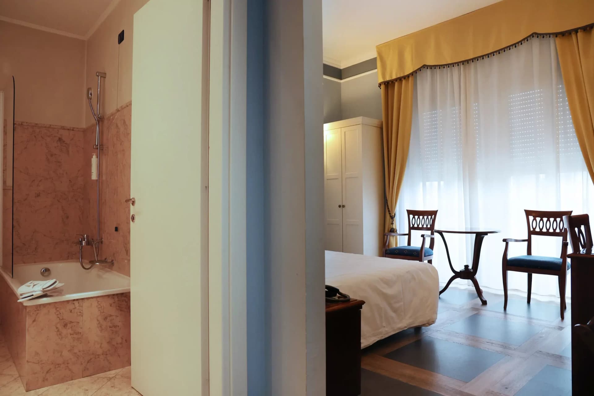 Camera Matrimoniale Junior Suite